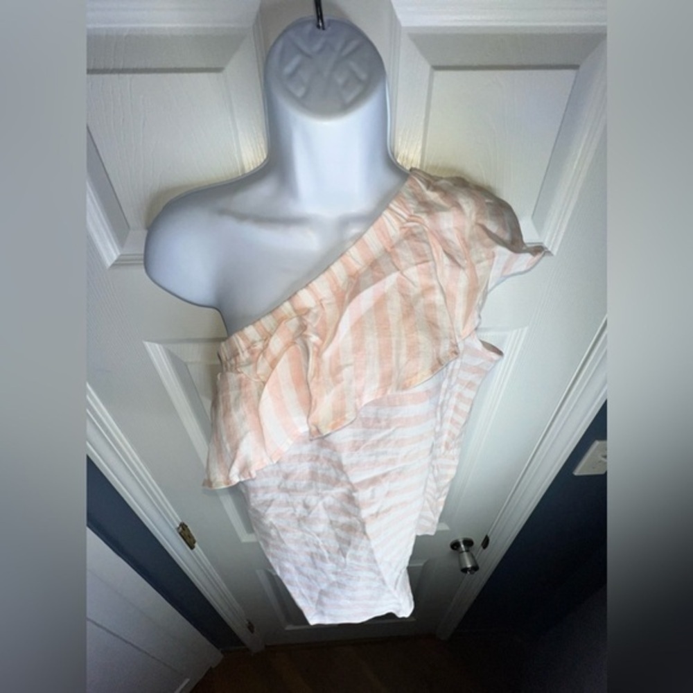 NWT Vince Camuto Womens X Small Linen Pink Stripe Adair One Shoulder Top XS - Picture 2 of 11